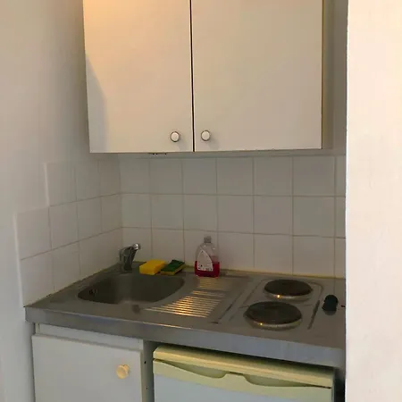 17m2 Près Des Champs-élysées