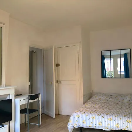 17m2 Pres Des Champs-elysees Apartamento *